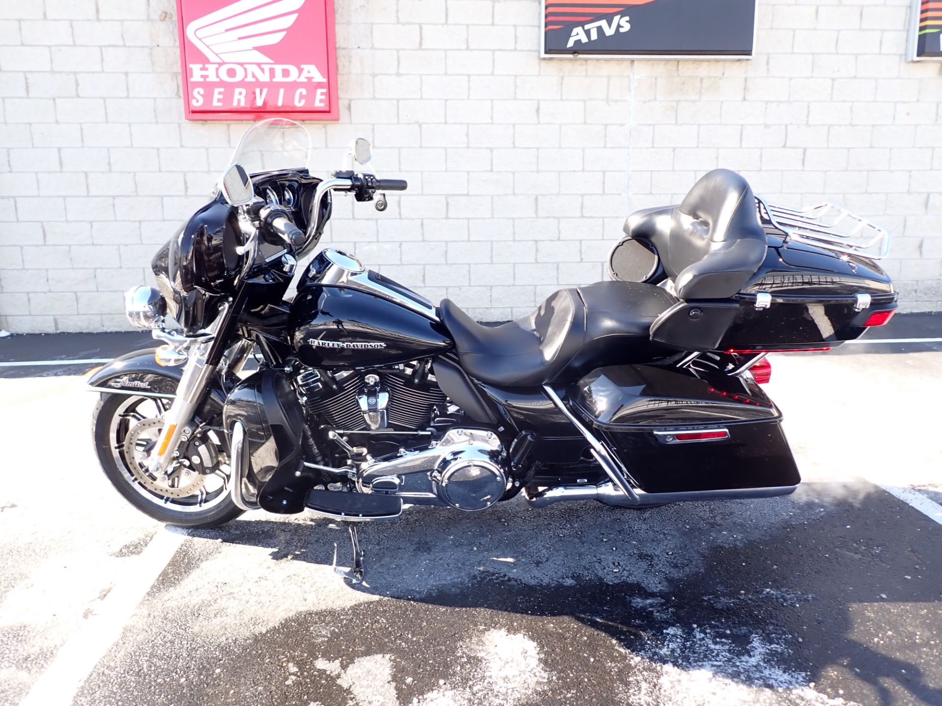 2018 Harley-Davidson Ultra Limited Low in Massillon, Ohio - Photo 16