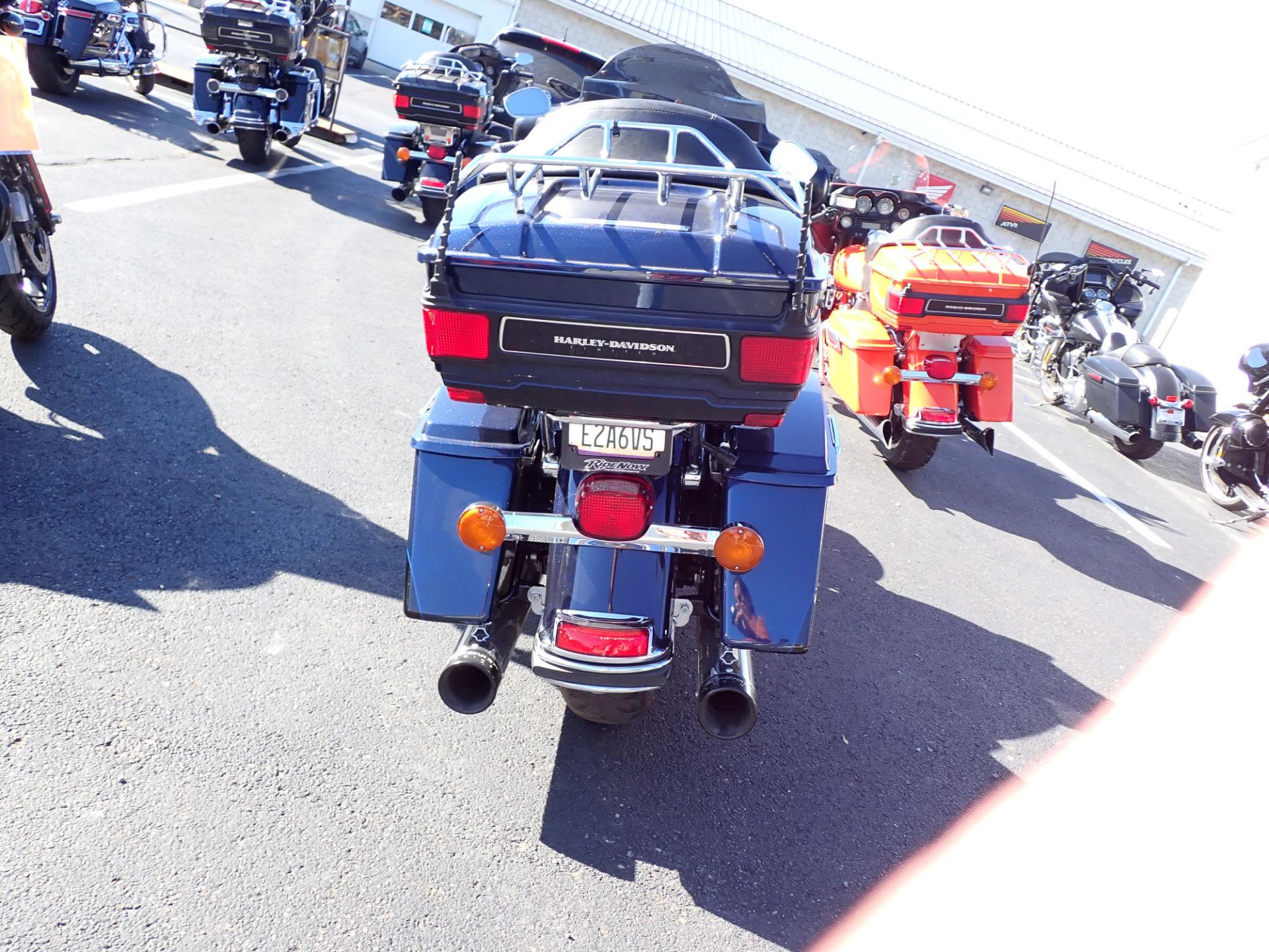 2013 Harley-Davidson Electra Glide® Ultra Limited in Massillon, Ohio - Photo 2