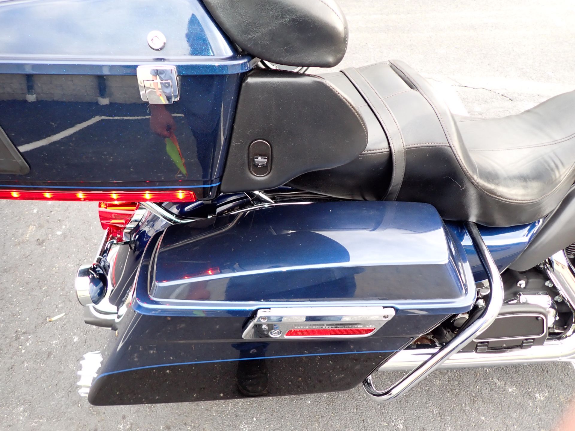 2013 Harley-Davidson Electra Glide® Ultra Limited in Massillon, Ohio - Photo 6
