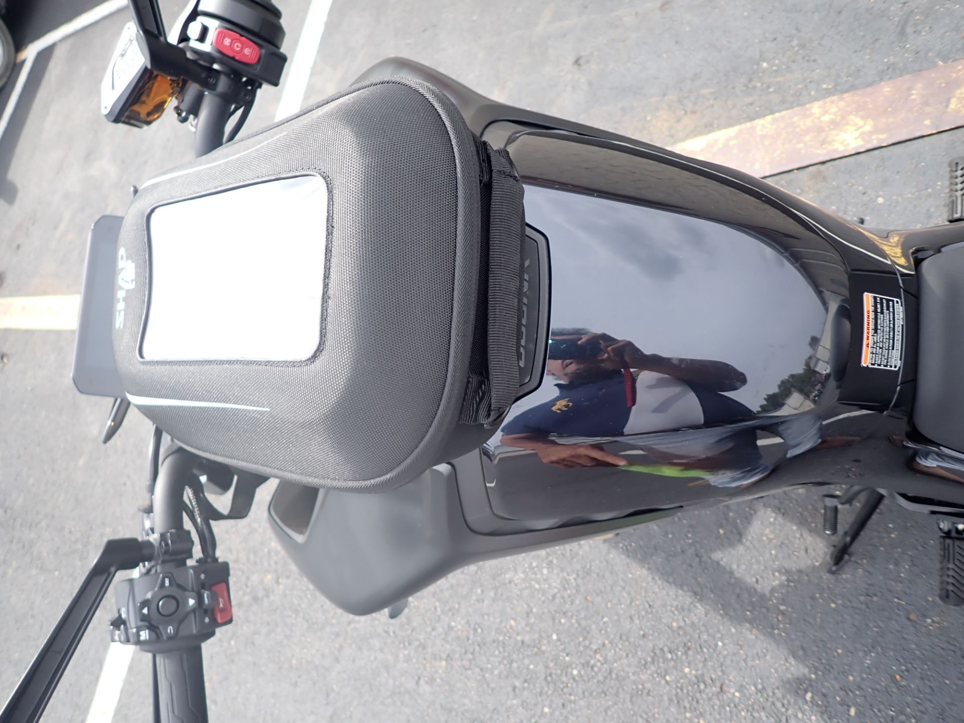 2024 CFMOTO 800NK in Massillon, Ohio - Photo 13