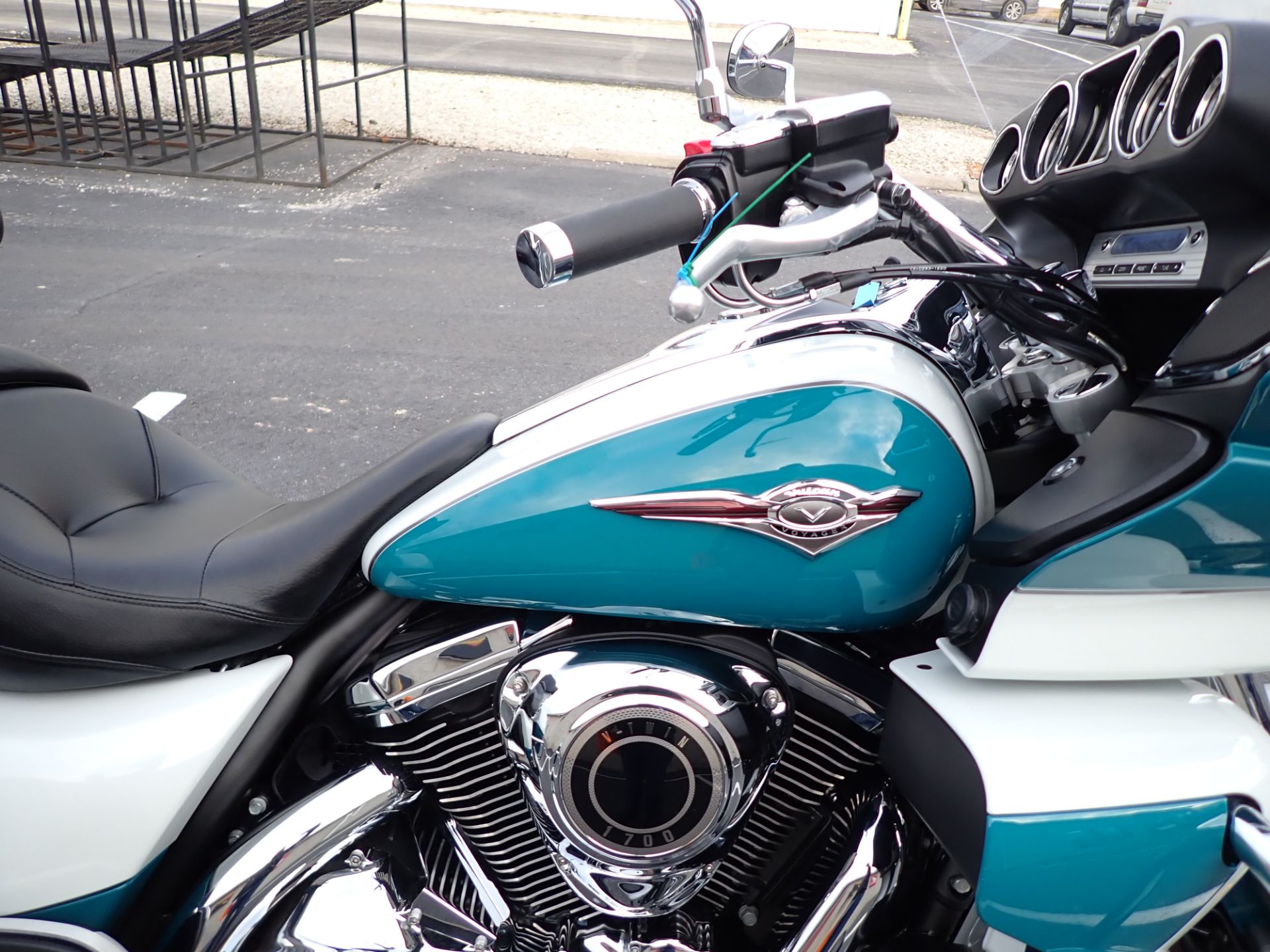 2022 Kawasaki Vulcan 1700 Voyager ABS in Massillon, Ohio - Photo 5