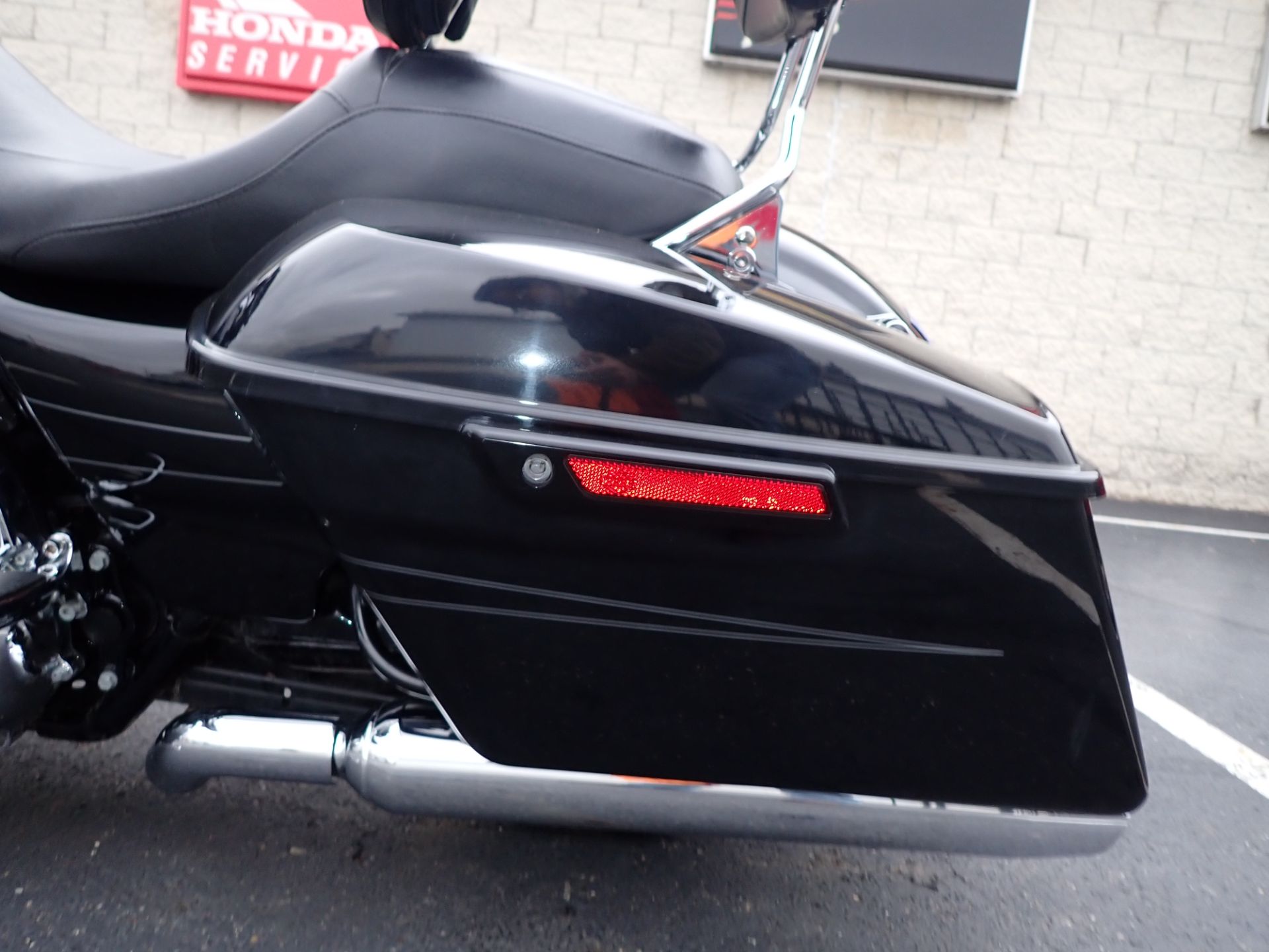 2016 Harley-Davidson Street Glide® Special in Massillon, Ohio - Photo 8