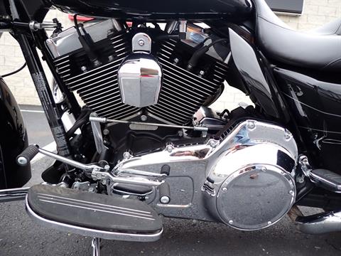 2016 Harley-Davidson Street Glide® Special in Massillon, Ohio - Photo 9