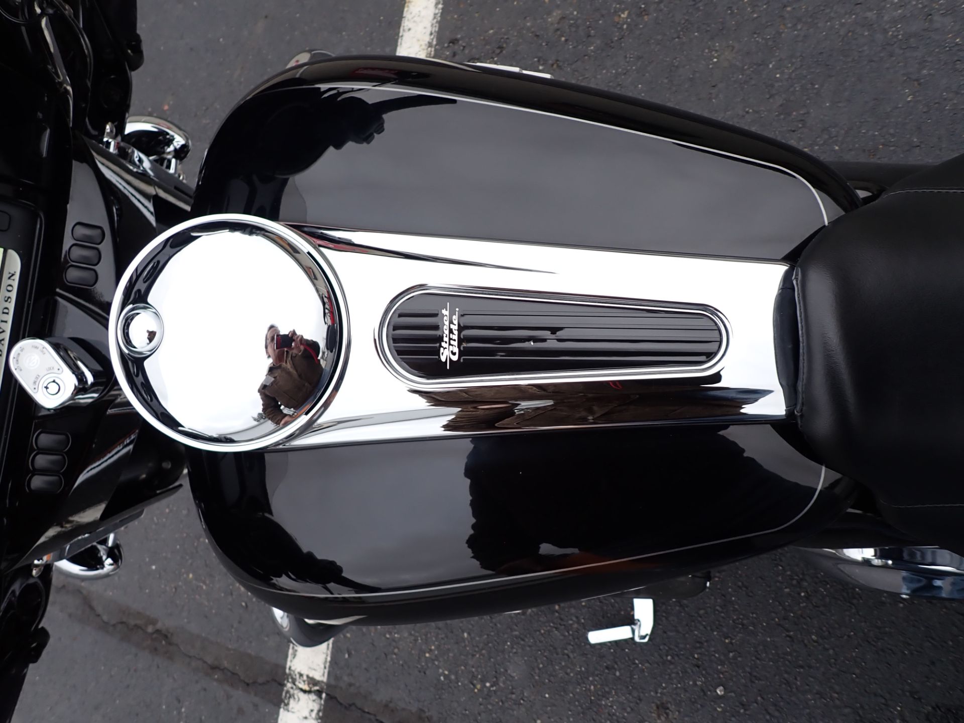 2016 Harley-Davidson Street Glide® Special in Massillon, Ohio - Photo 16