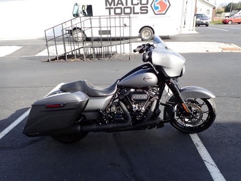 2021 Harley-Davidson Street Glide® Special in Massillon, Ohio