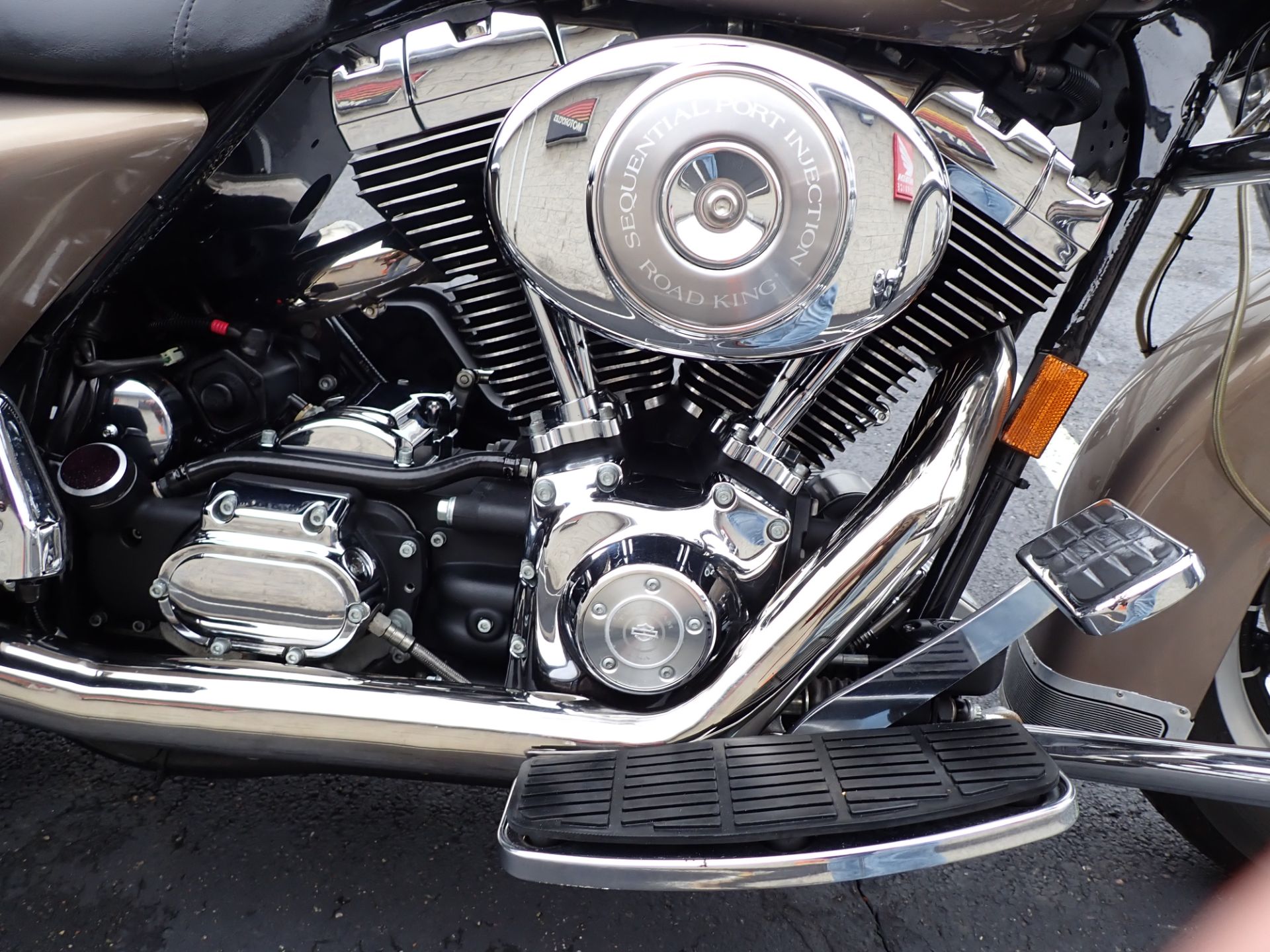 2004 Harley-Davidson FLHR/FLHRI Road King® in Massillon, Ohio - Photo 4