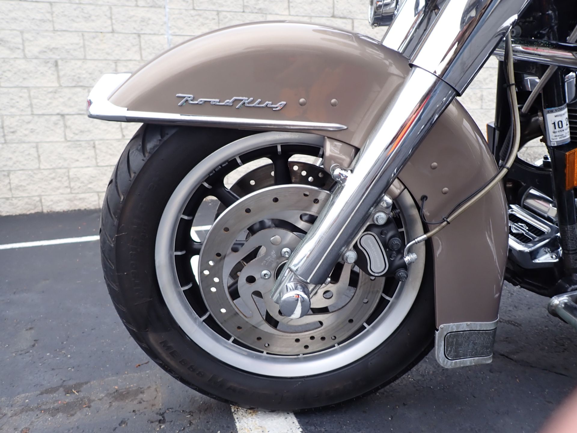 2004 Harley-Davidson FLHR/FLHRI Road King® in Massillon, Ohio - Photo 10