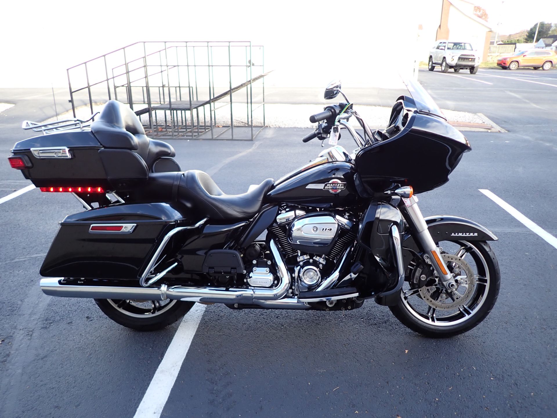 2023 Harley-Davidson Road Glide® Limited in Massillon, Ohio - Photo 1