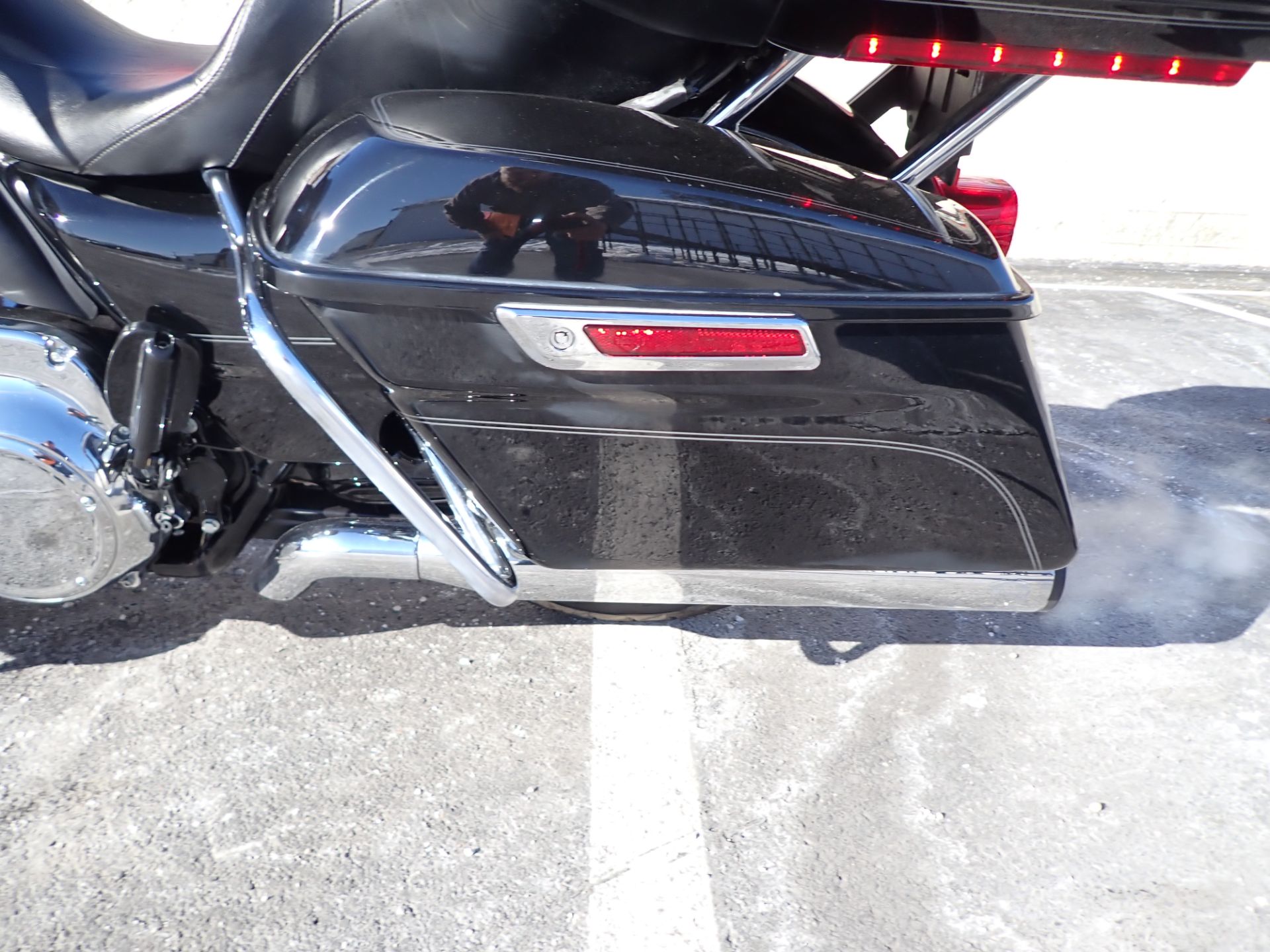 2015 Harley-Davidson Electra Glide® Ultra Classic® Low in Massillon, Ohio - Photo 21