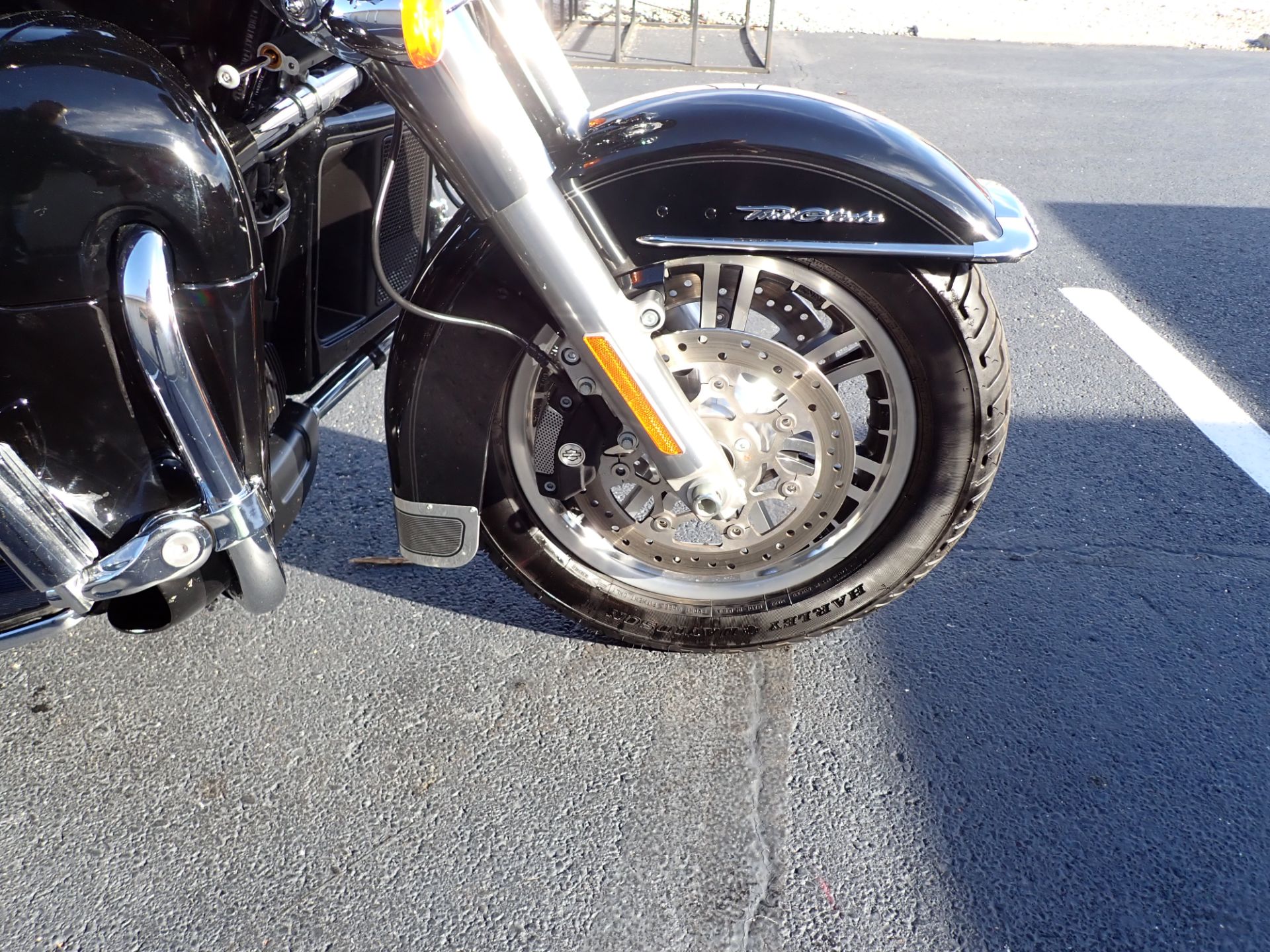 2021 Harley-Davidson Tri Glide® Ultra in Massillon, Ohio - Photo 2