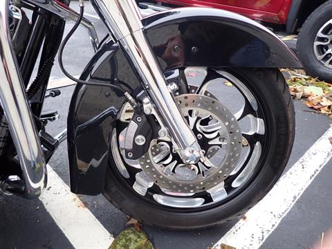 2013 Harley-Davidson Street Glide® in Massillon, Ohio - Photo 2