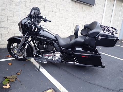 2013 Harley-Davidson Street Glide® in Massillon, Ohio - Photo 7