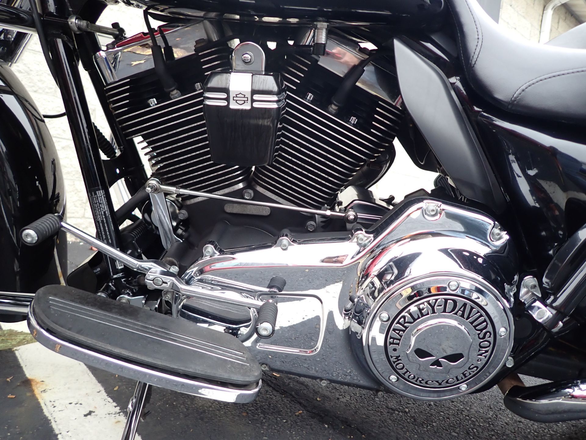 2013 Harley-Davidson Street Glide® in Massillon, Ohio - Photo 9