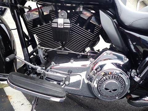 2013 Harley-Davidson Street Glide® in Massillon, Ohio - Photo 9