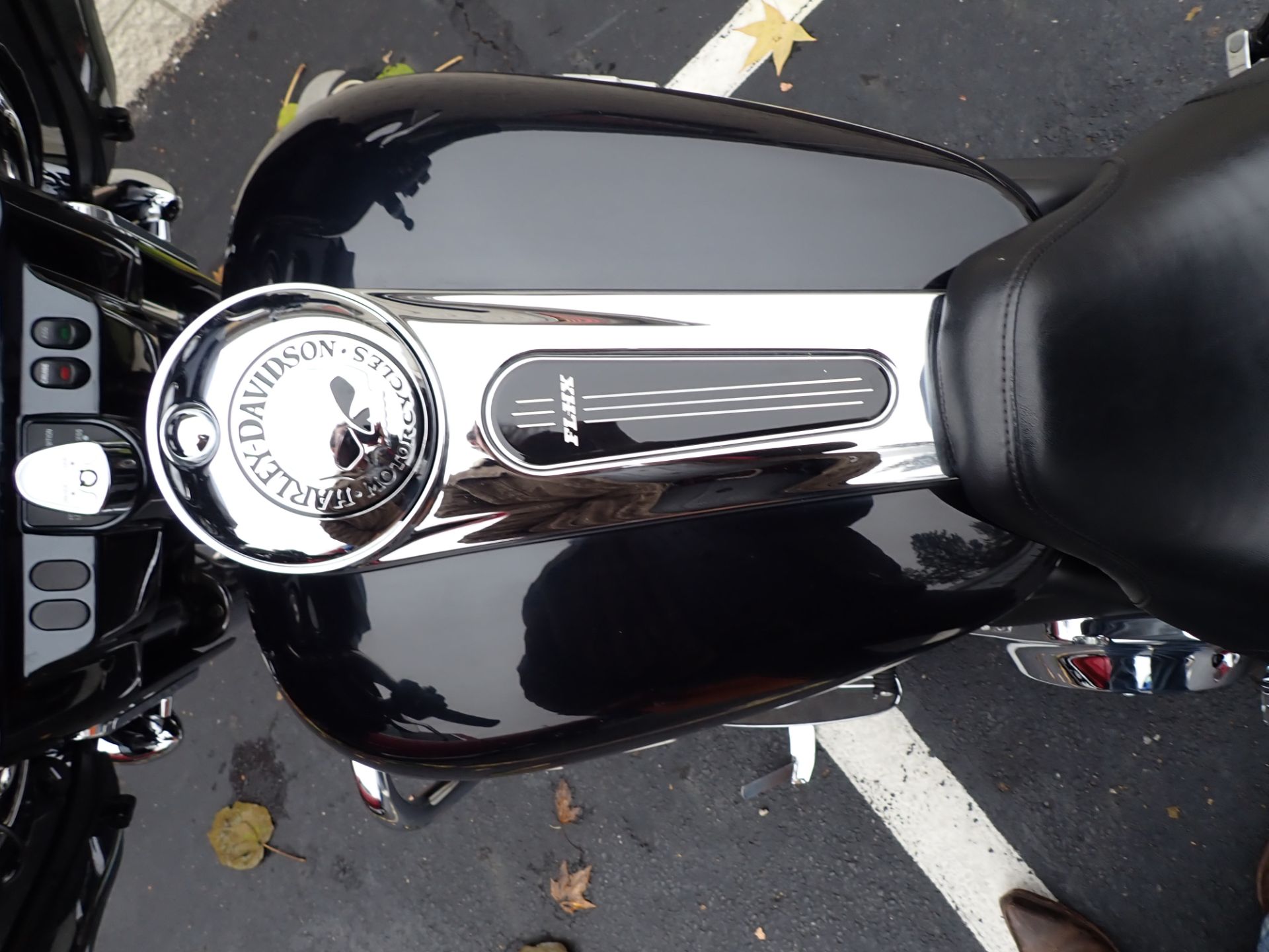 2013 Harley-Davidson Street Glide® in Massillon, Ohio - Photo 16