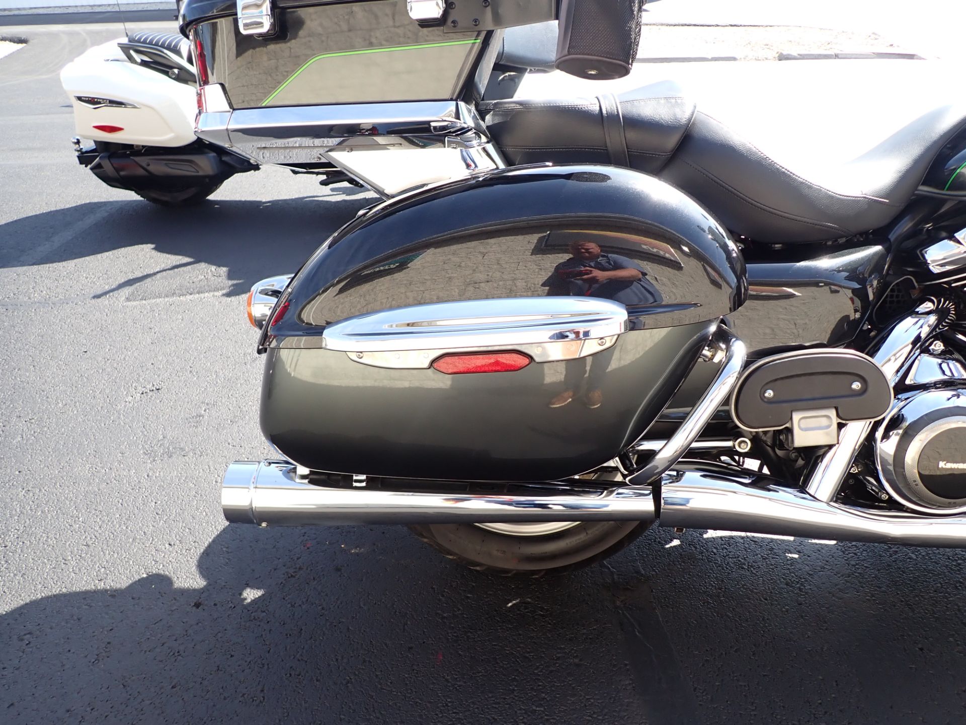 2017 Kawasaki Vulcan 1700 Voyager ABS in Massillon, Ohio - Photo 5