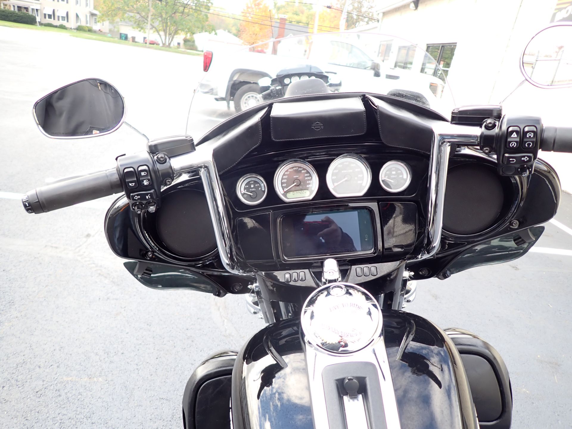 2019 Harley-Davidson Ultra Limited in Massillon, Ohio - Photo 10