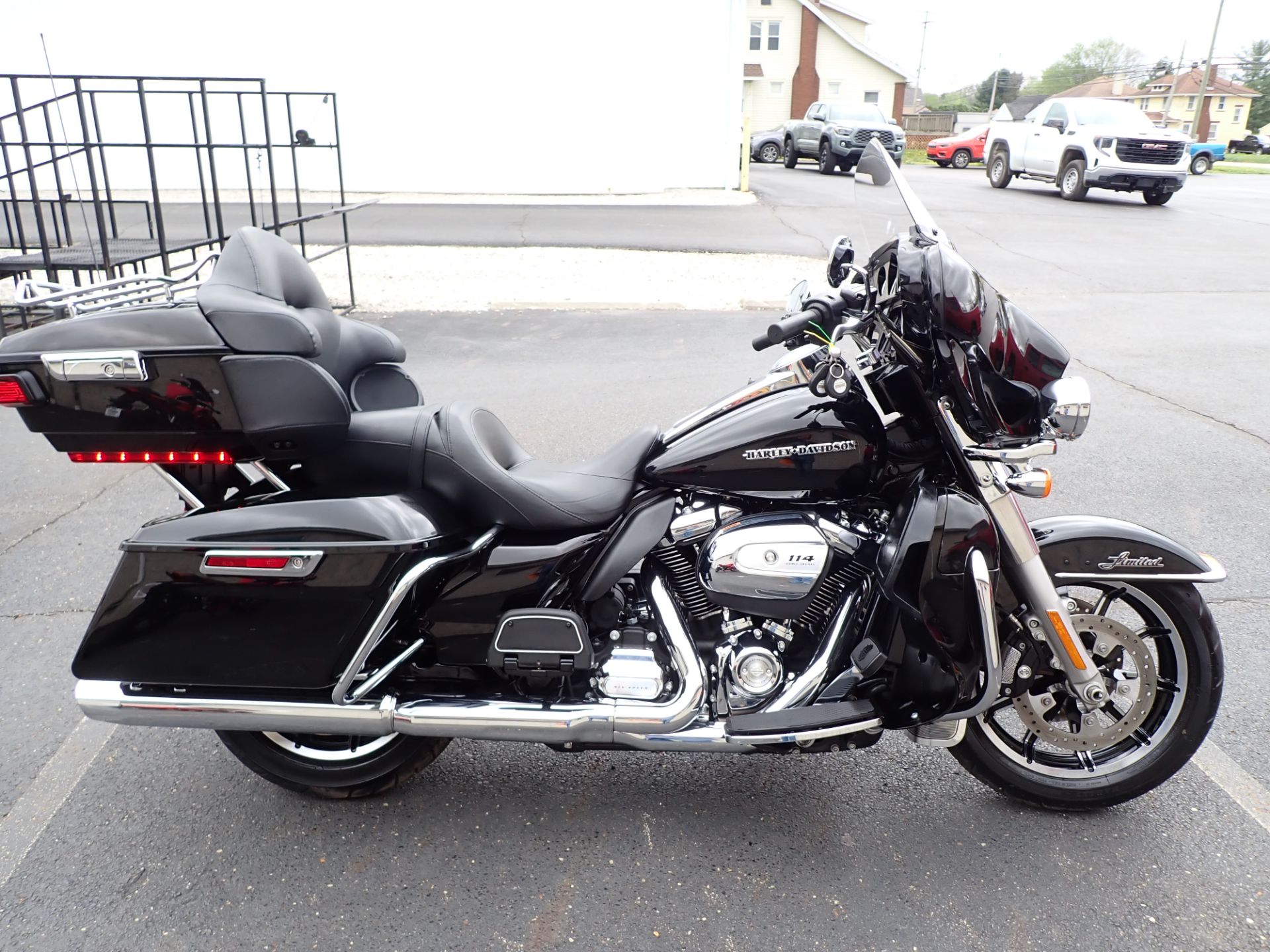 2019 Harley-Davidson Ultra Limited in Massillon, Ohio - Photo 1