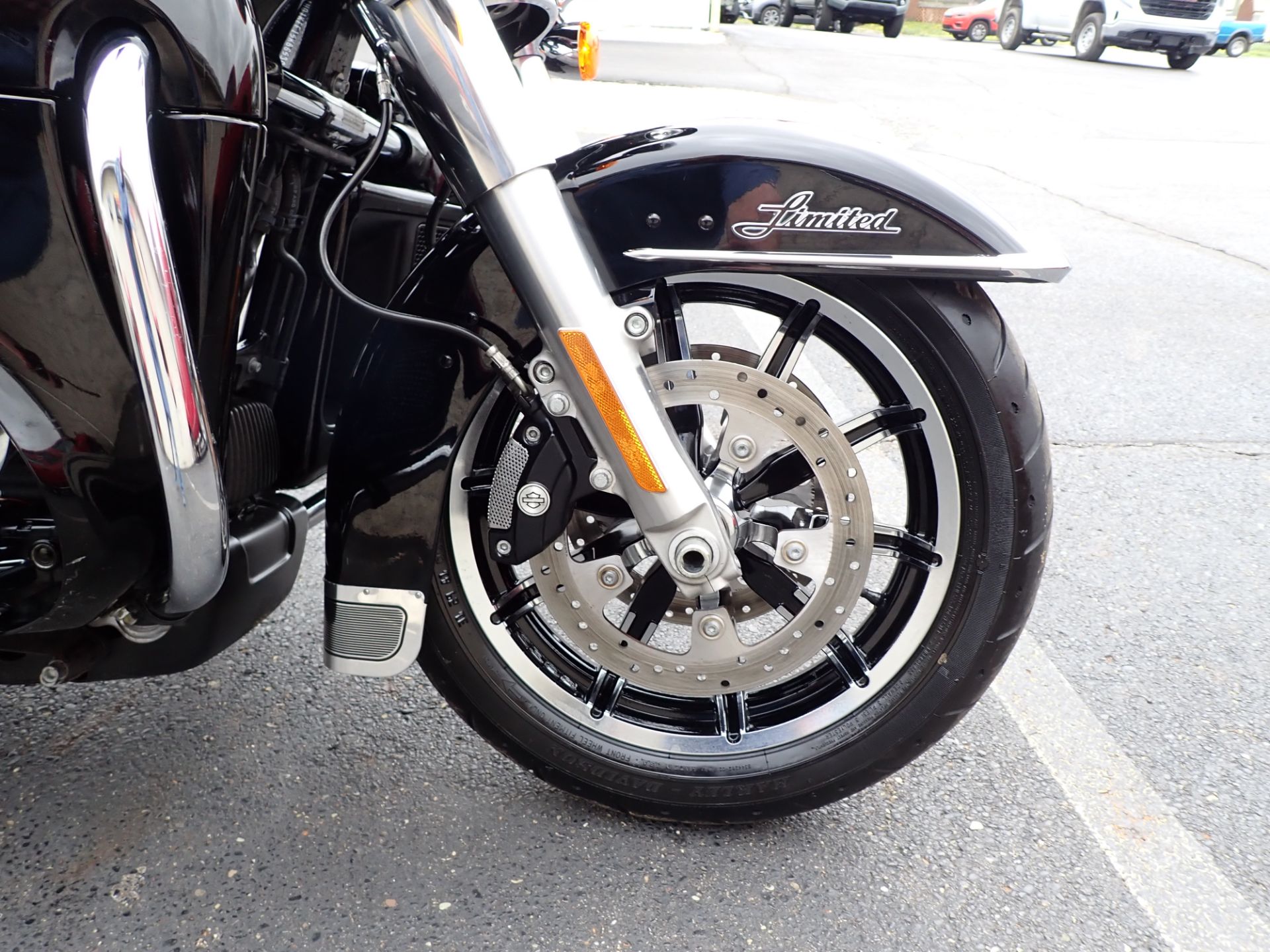 2019 Harley-Davidson Ultra Limited in Massillon, Ohio - Photo 2