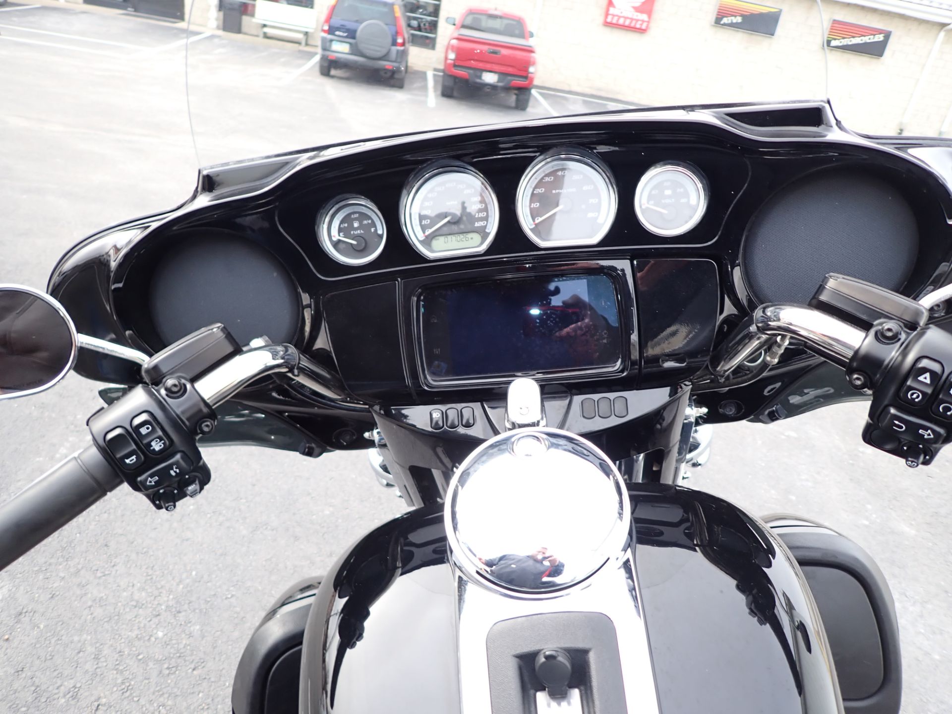 2019 Harley-Davidson Ultra Limited in Massillon, Ohio - Photo 13