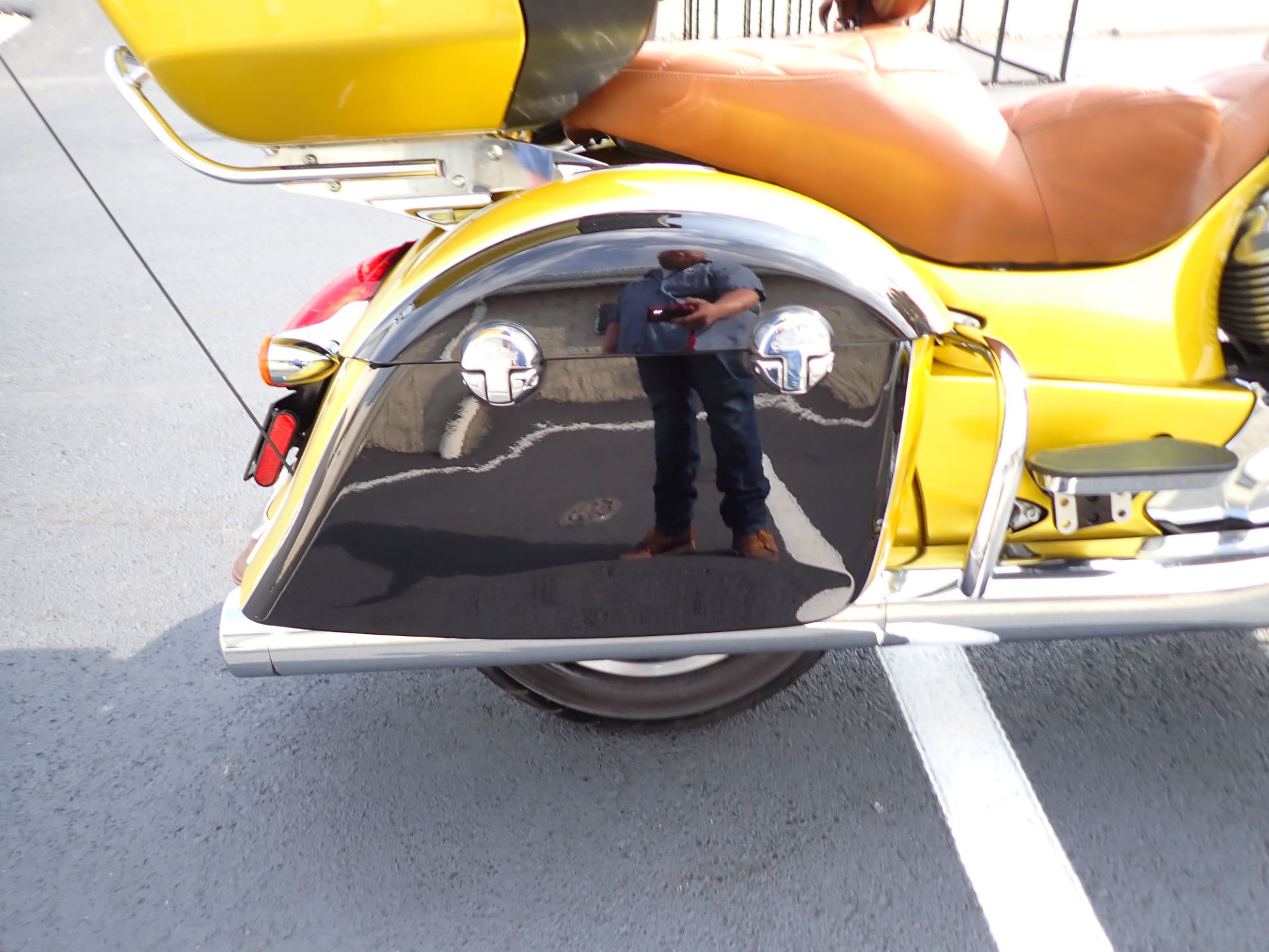 2018 Indian Motorcycle Roadmaster® Icon Series in Massillon, Ohio - Photo 5