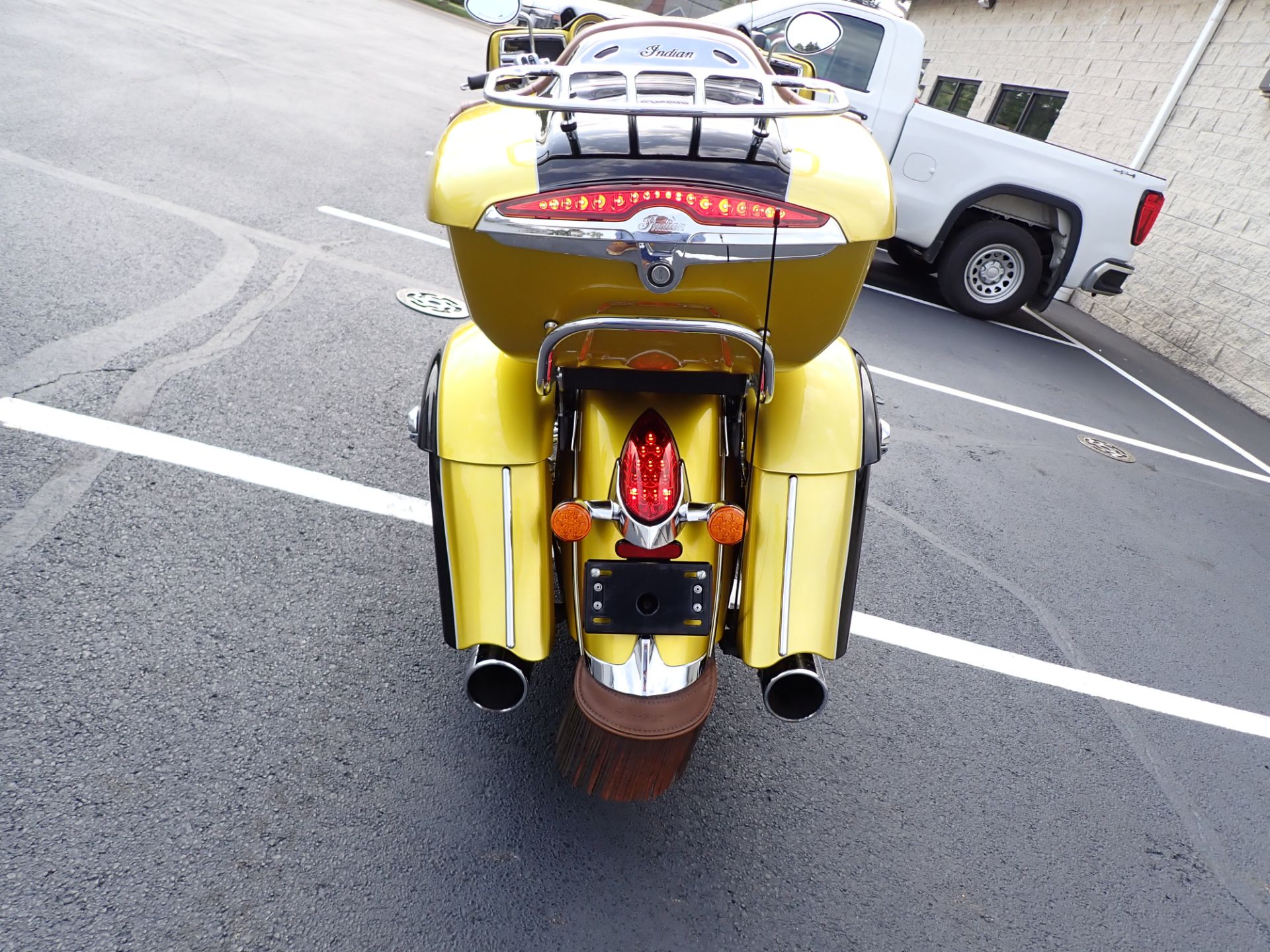 2018 Indian Motorcycle Roadmaster® Icon Series in Massillon, Ohio - Photo 19