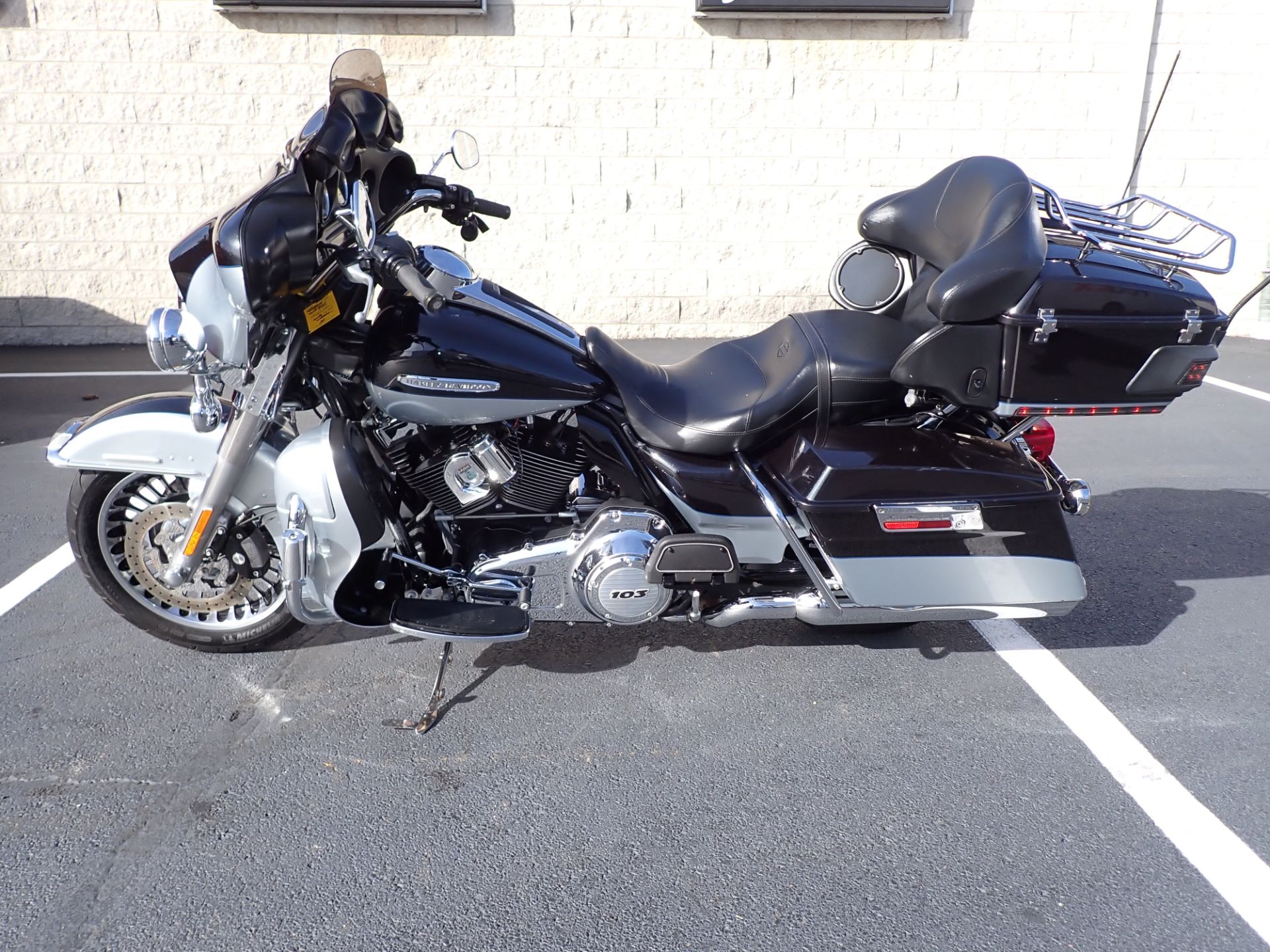 2012 Harley-Davidson Electra Glide® Ultra Limited in Massillon, Ohio - Photo 13