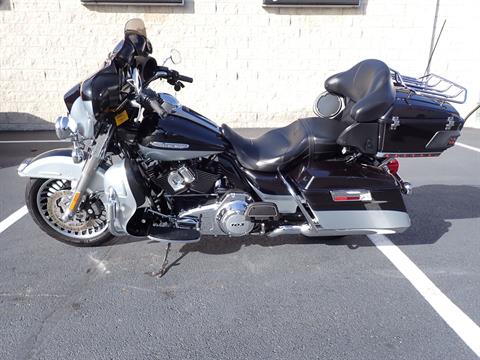 2012 Harley-Davidson Electra Glide® Ultra Limited in Massillon, Ohio - Photo 13