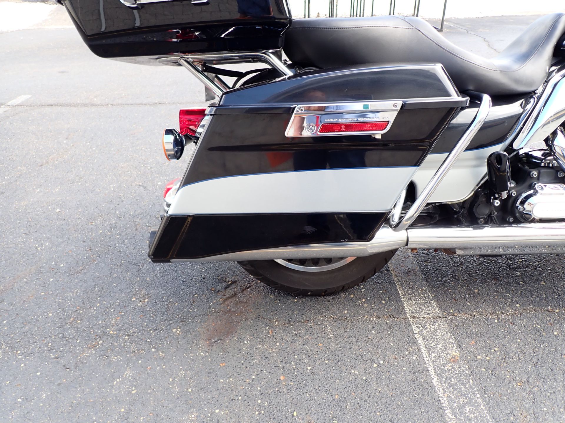 2012 Harley-Davidson Electra Glide® Ultra Limited in Massillon, Ohio - Photo 5