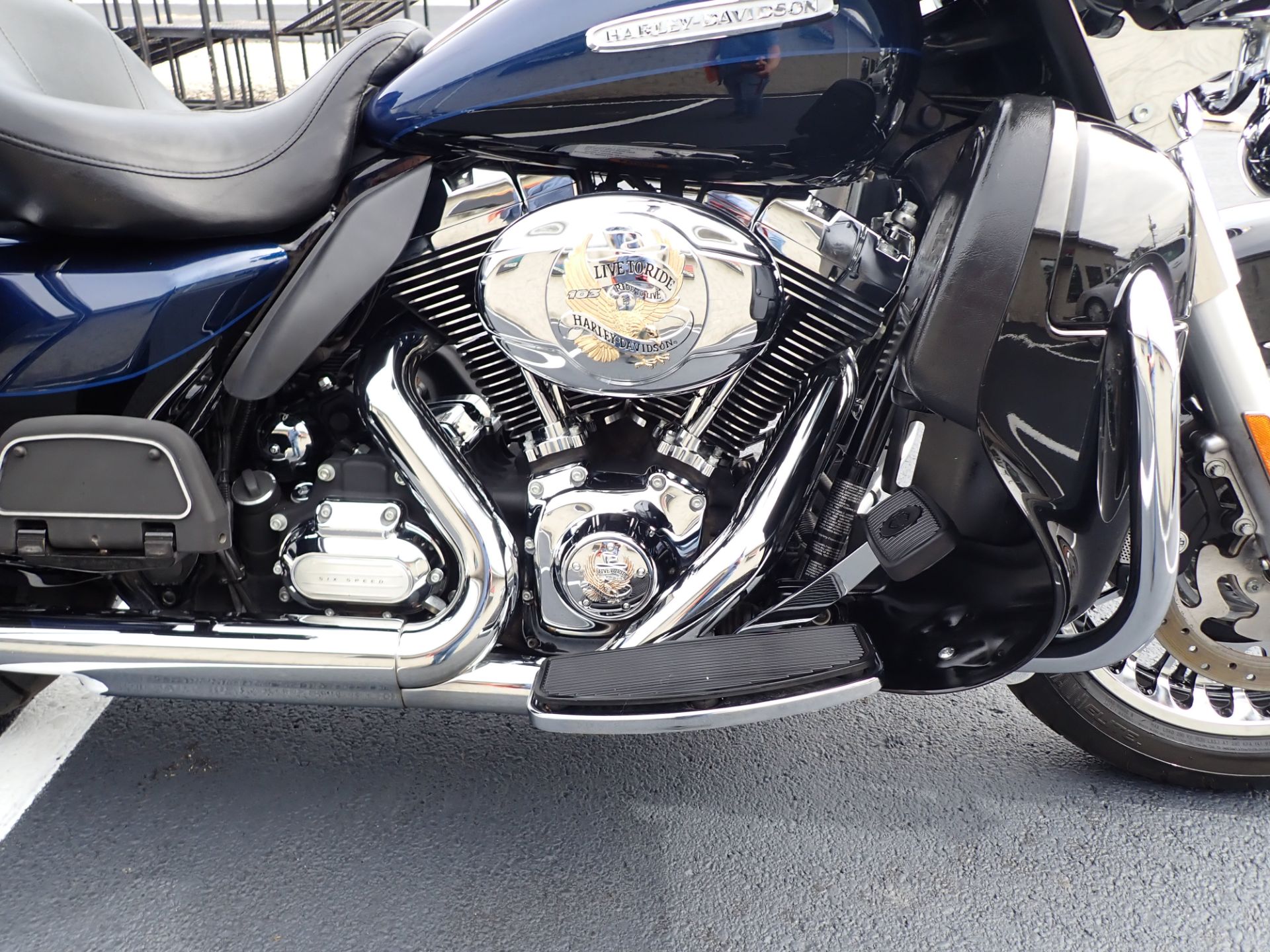 2012 Harley-Davidson Electra Glide® Ultra Limited in Massillon, Ohio - Photo 4