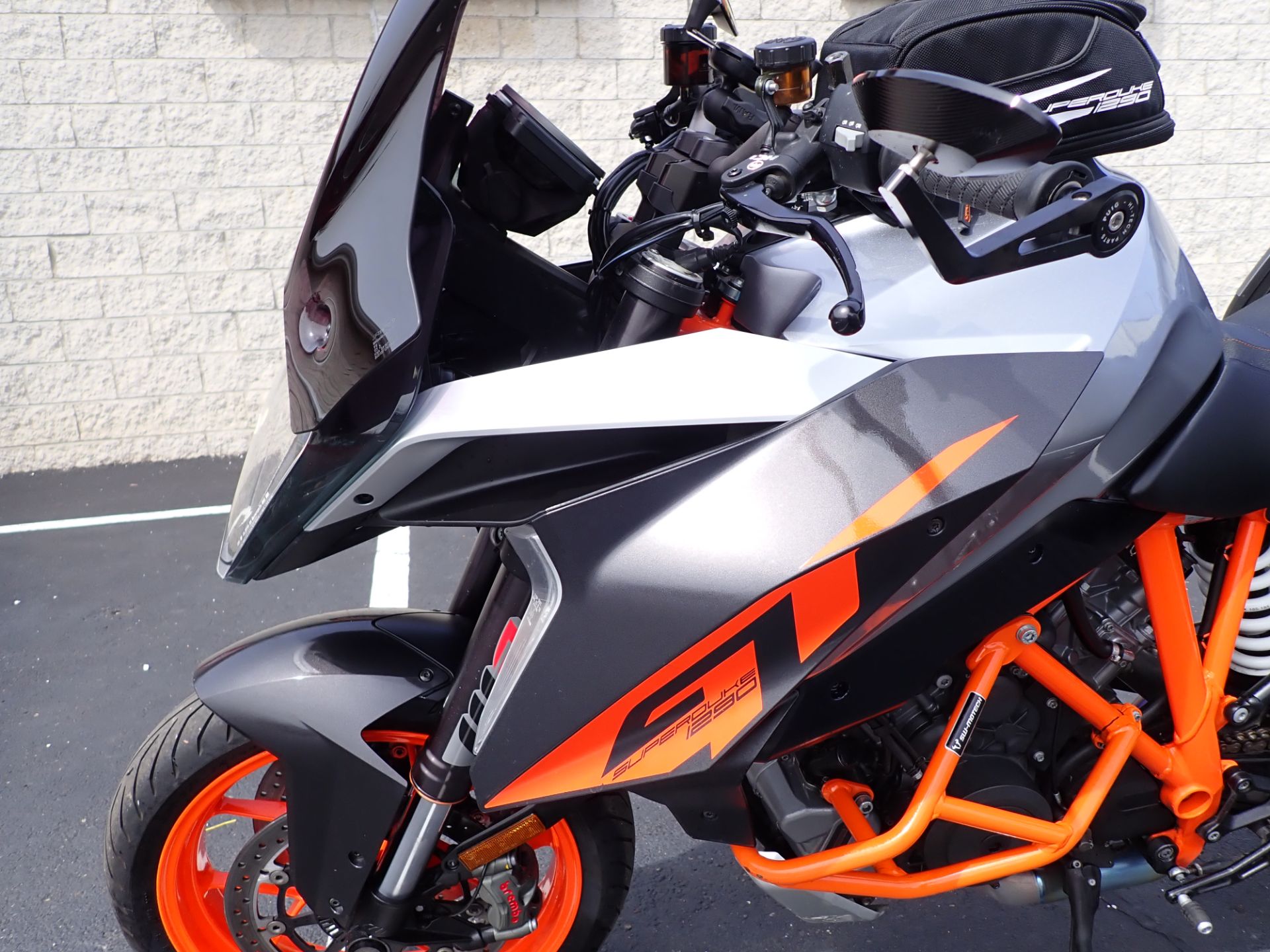 2017 KTM 1290 Super Duke GT in Massillon, Ohio - Photo 18