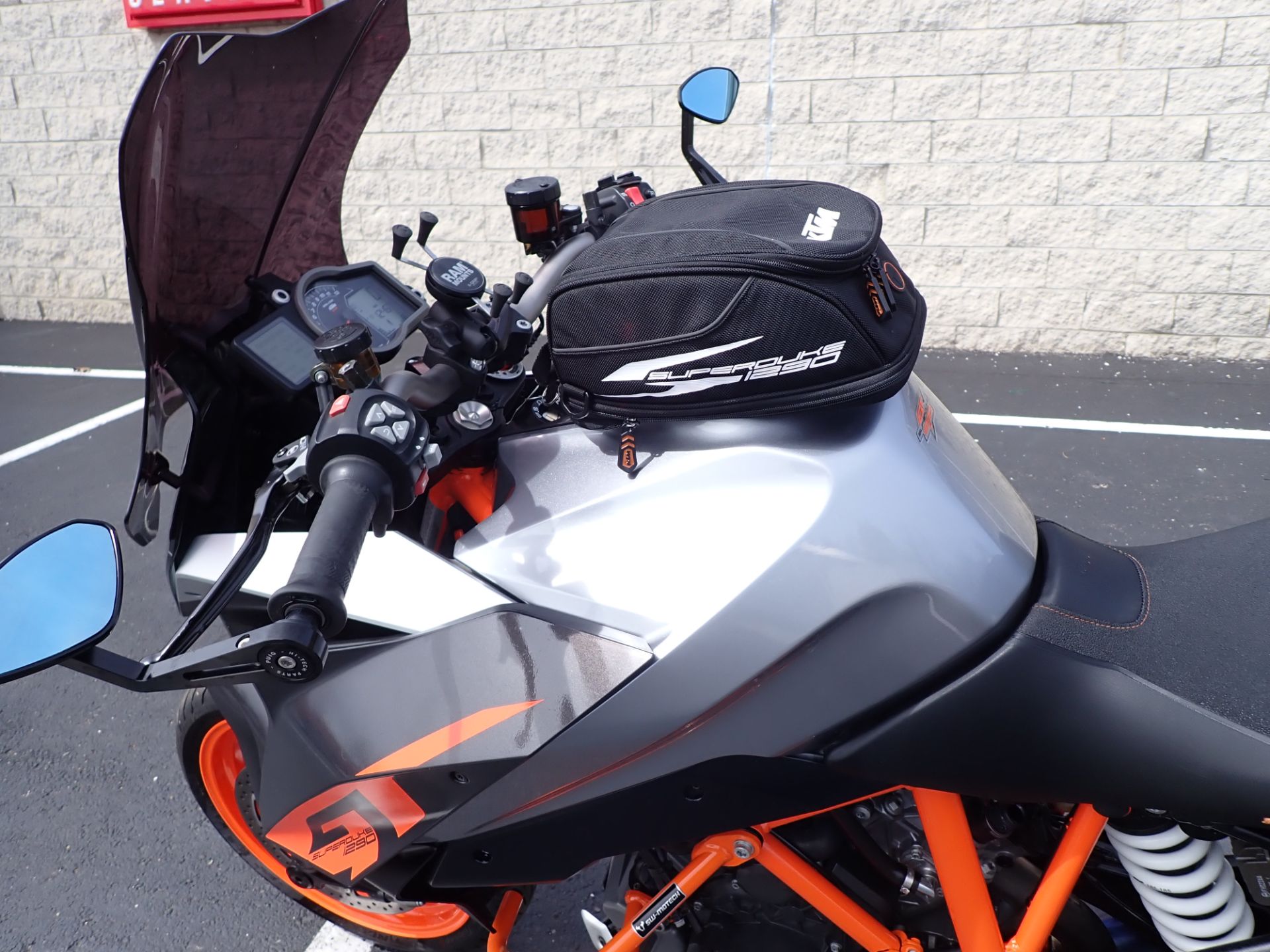 2017 KTM 1290 Super Duke GT in Massillon, Ohio - Photo 19