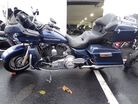 2013 Harley-Davidson Road Glide® Ultra in Massillon, Ohio - Photo 3