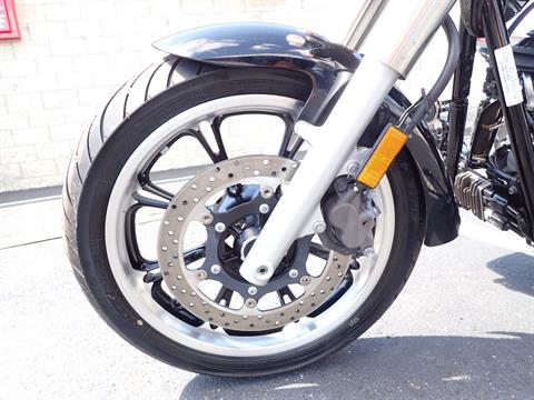 2012 Yamaha V Star 950 Tourer in Massillon, Ohio - Photo 10