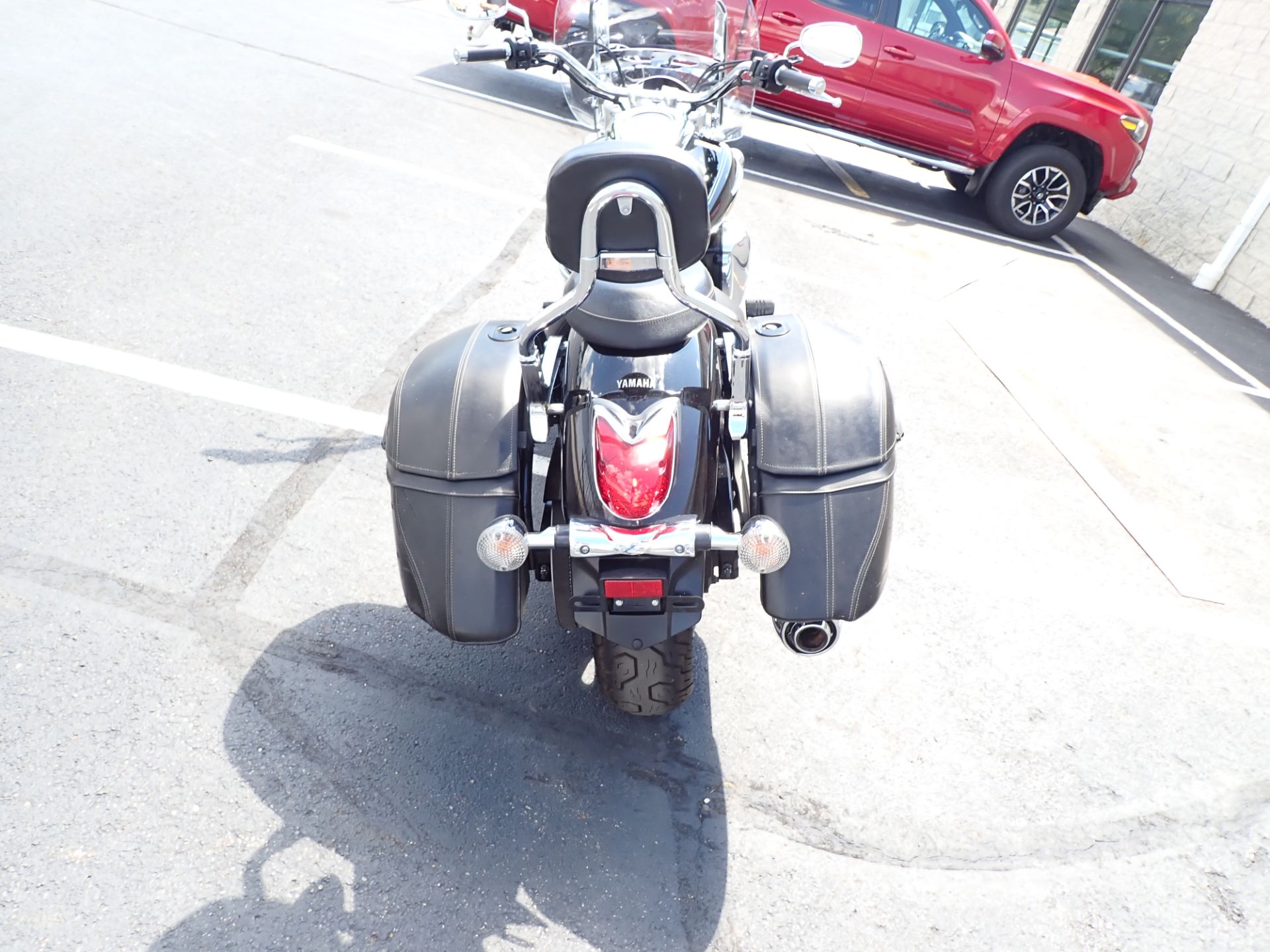 2012 Yamaha V Star 950 Tourer in Massillon, Ohio - Photo 16