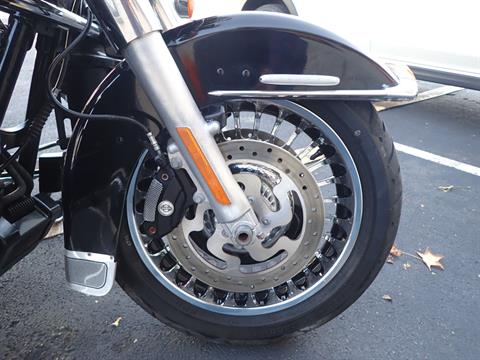 2012 Harley-Davidson Electra Glide® Ultra Limited in Massillon, Ohio - Photo 2