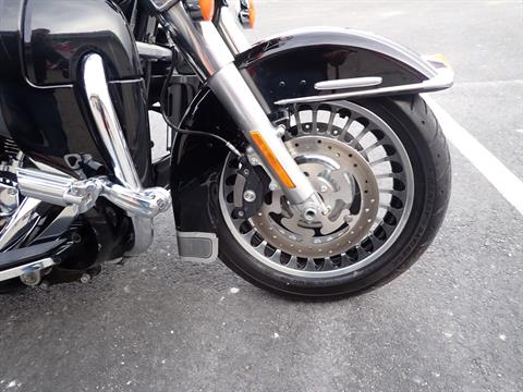 2012 Harley-Davidson Electra Glide® Ultra Limited in Massillon, Ohio - Photo 2