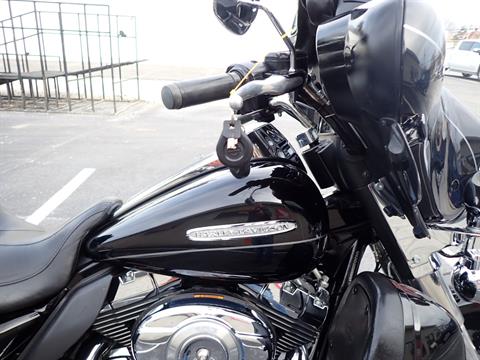 2012 Harley-Davidson Electra Glide® Ultra Limited in Massillon, Ohio - Photo 4