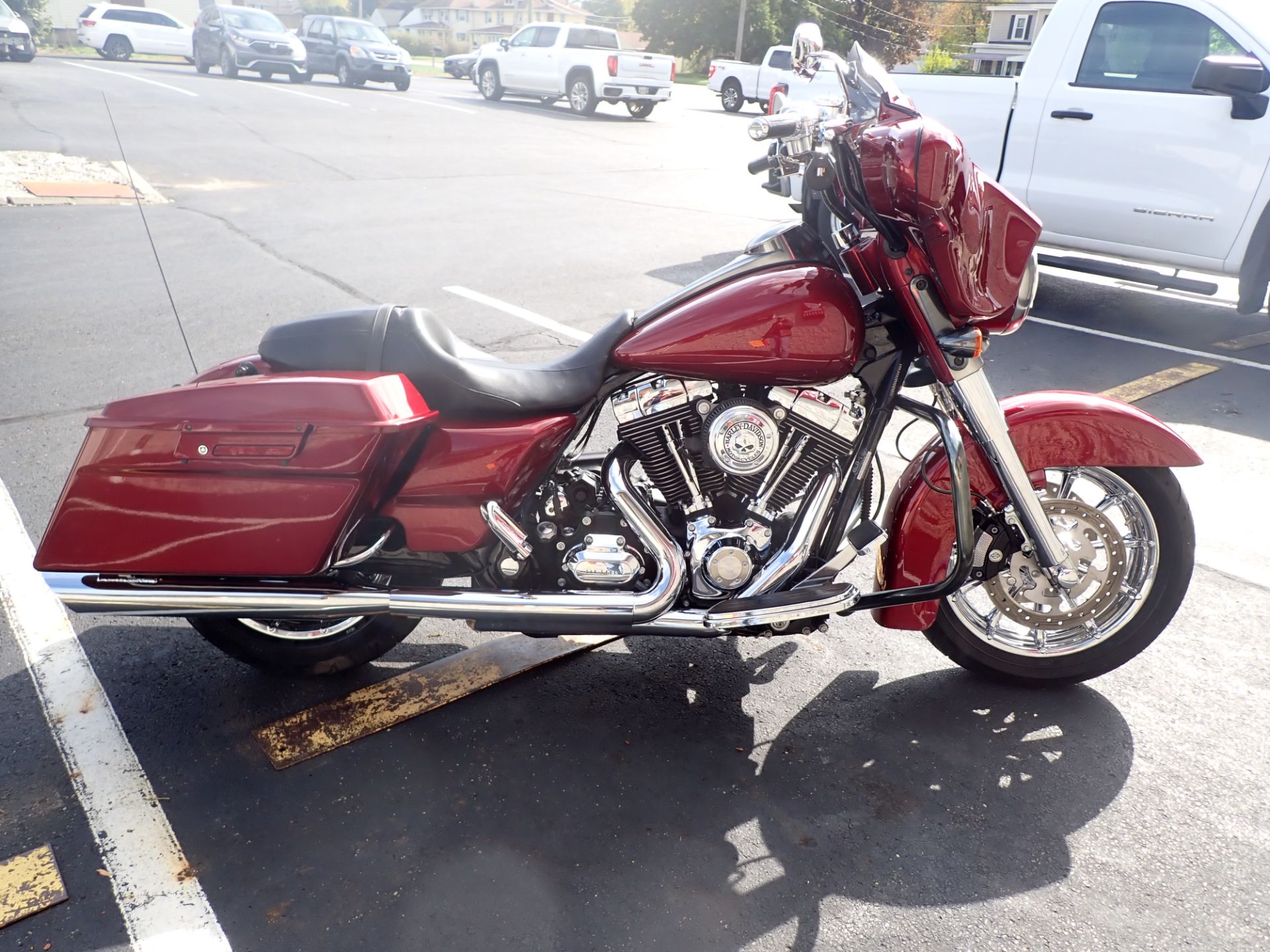2009 Harley-Davidson Street Glide® in Massillon, Ohio - Photo 1