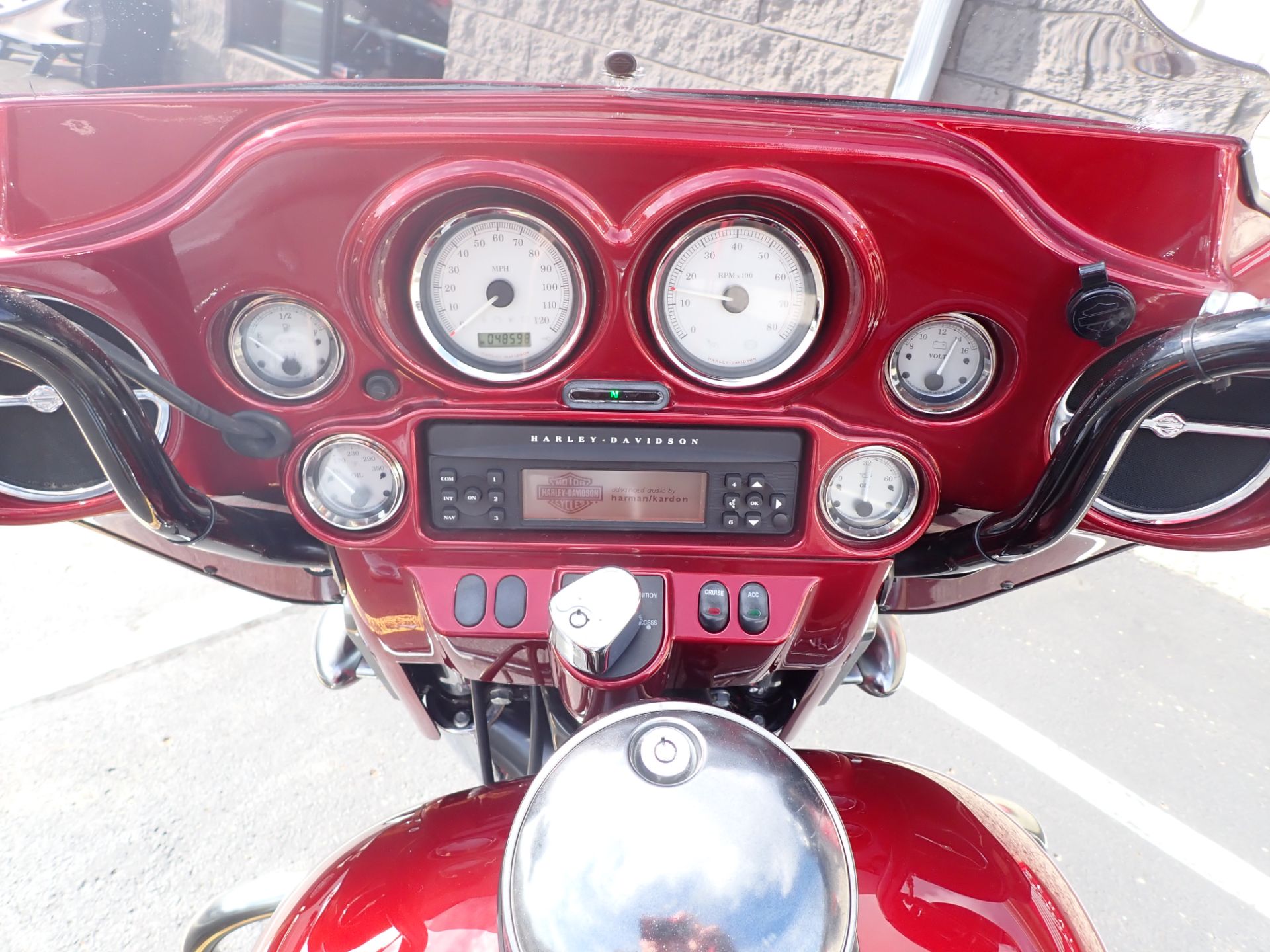 2009 Harley-Davidson Street Glide® in Massillon, Ohio - Photo 16