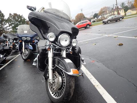 2010 Harley-Davidson Ultra Classic® Electra Glide® in Massillon, Ohio - Photo 2