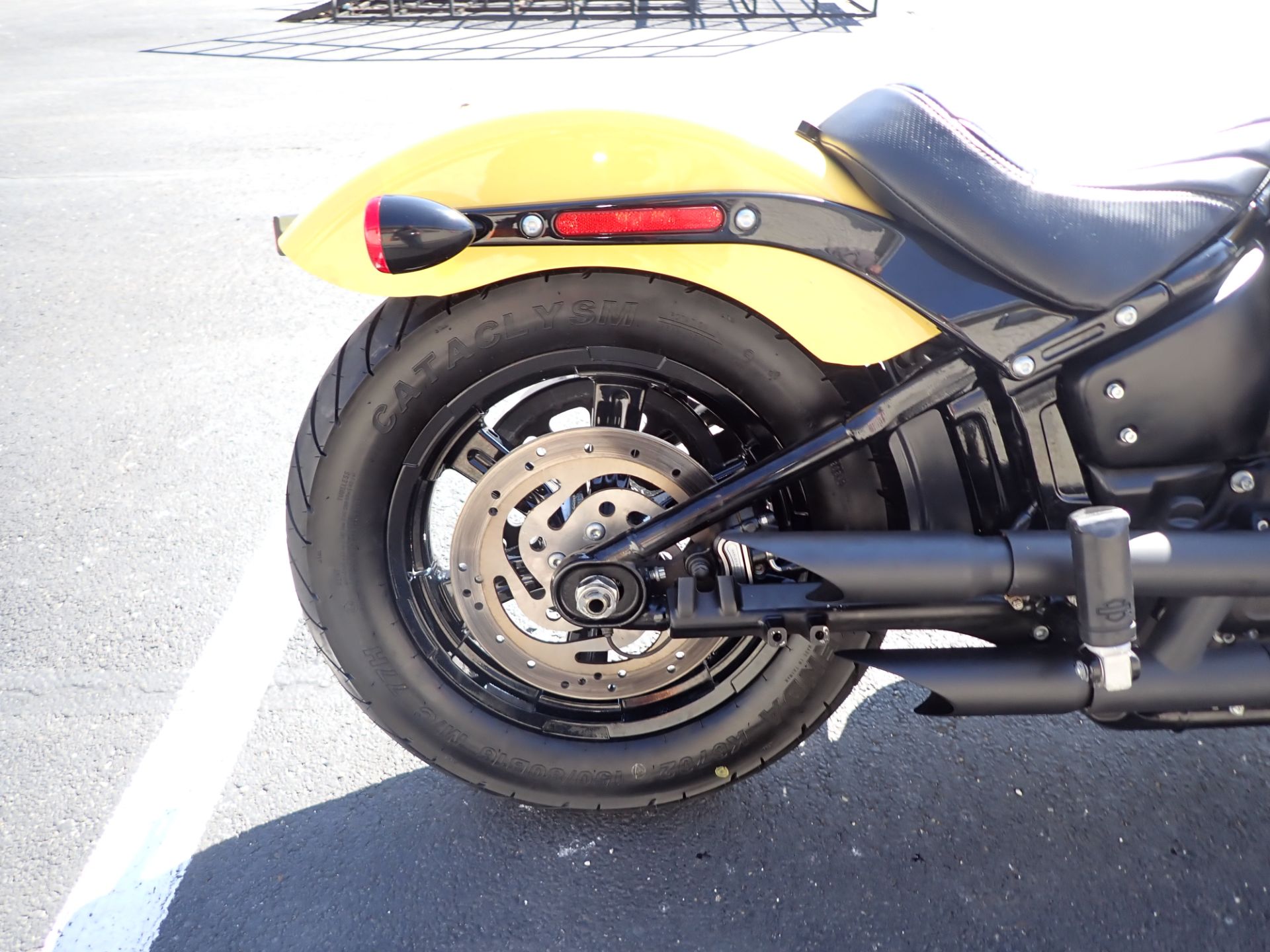 2023 Harley-Davidson Street Bob® 114 in Massillon, Ohio - Photo 6