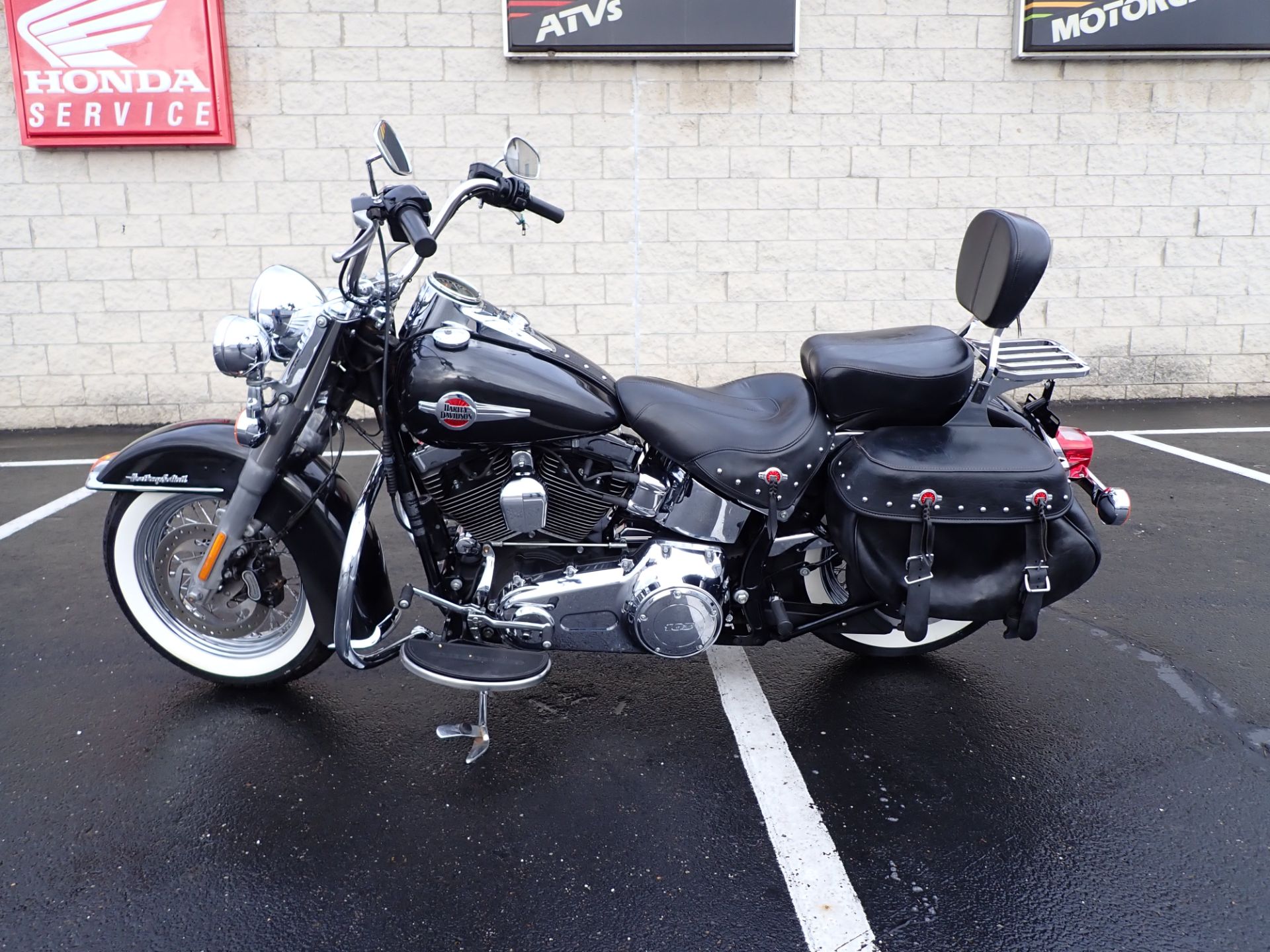 2017 Harley-Davidson Heritage Softail® Classic in Massillon, Ohio - Photo 13