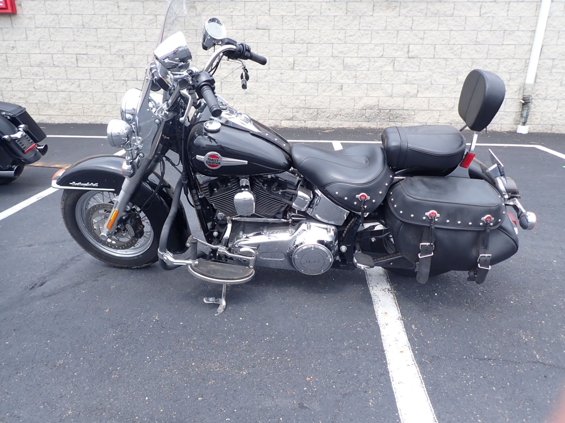 2017 Harley-Davidson Heritage Softail® Classic in Massillon, Ohio - Photo 3