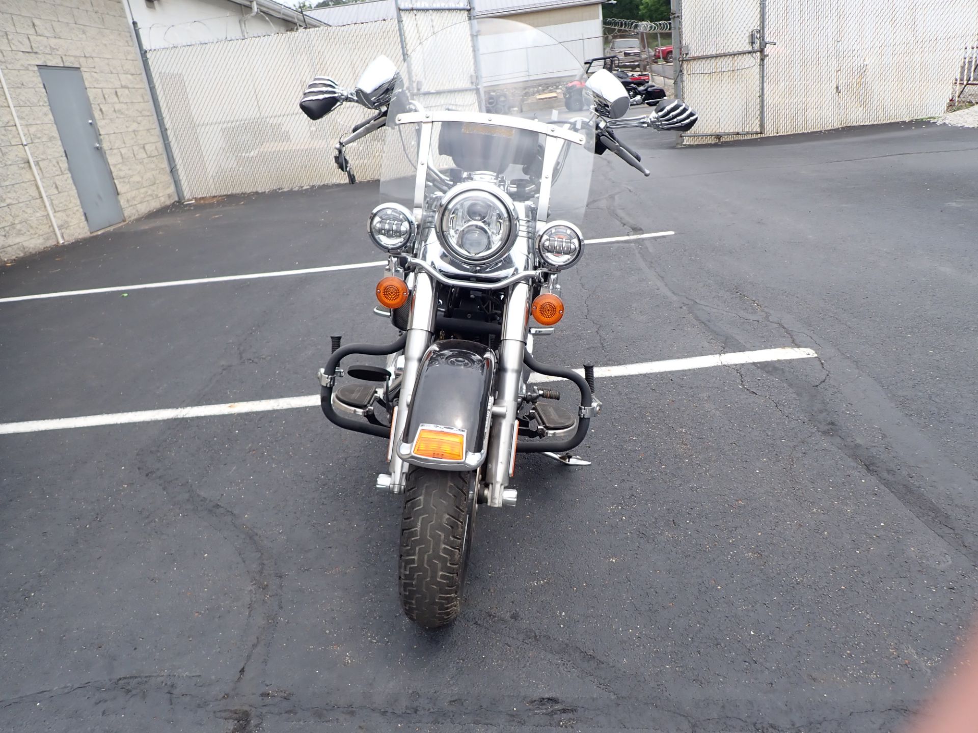 2017 Harley-Davidson Heritage Softail® Classic in Massillon, Ohio - Photo 4