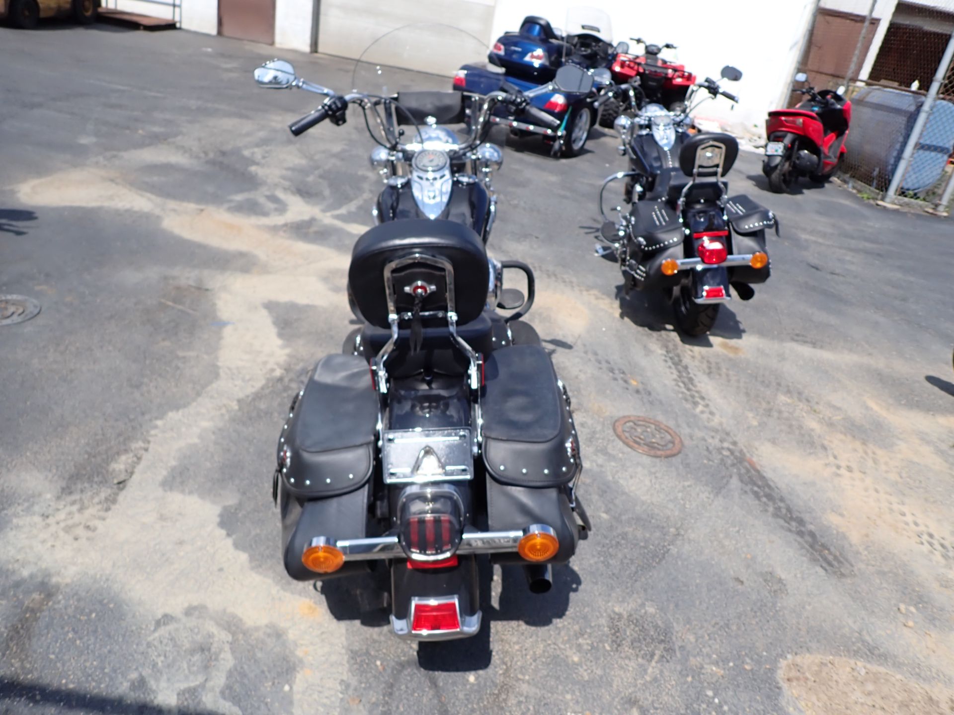 2017 Harley-Davidson Heritage Softail® Classic in Massillon, Ohio - Photo 4
