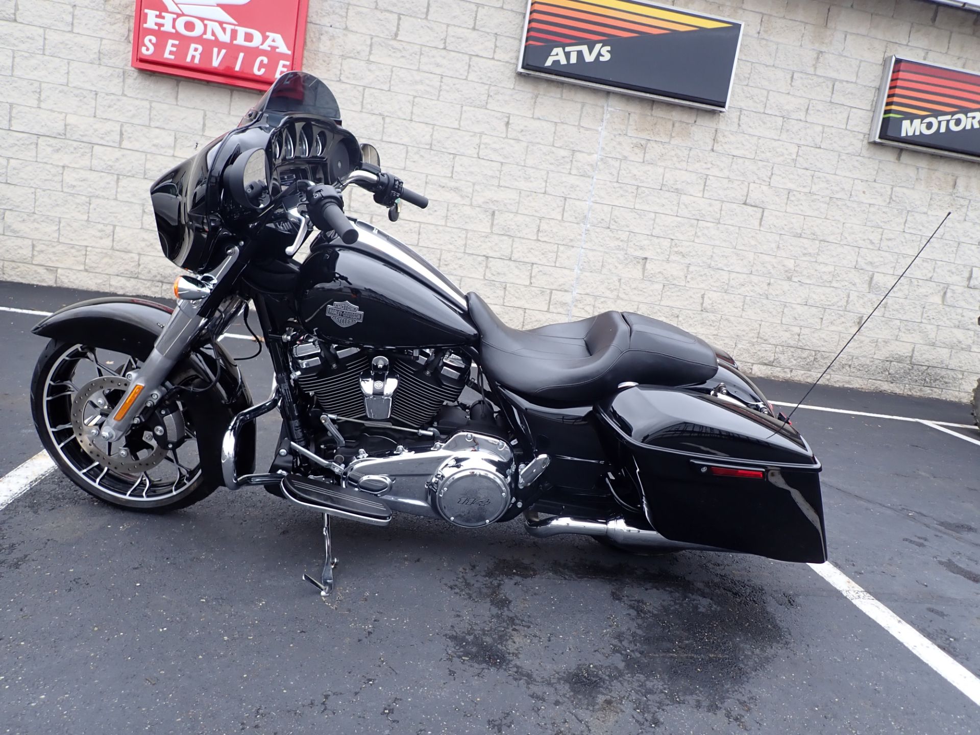 2022 Harley-Davidson Street Glide® Special in Massillon, Ohio - Photo 7