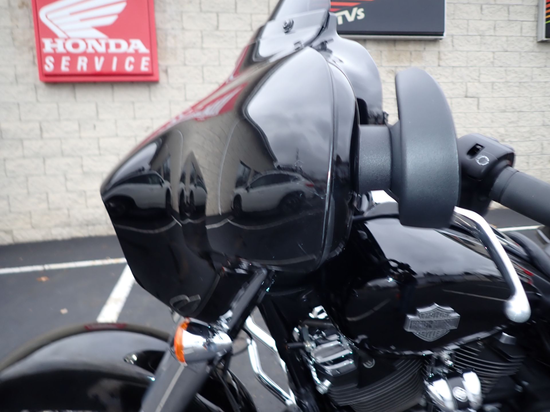 2022 Harley-Davidson Street Glide® Special in Massillon, Ohio - Photo 11