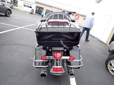 2010 Harley-Davidson Electra Glide® Classic in Massillon, Ohio - Photo 4
