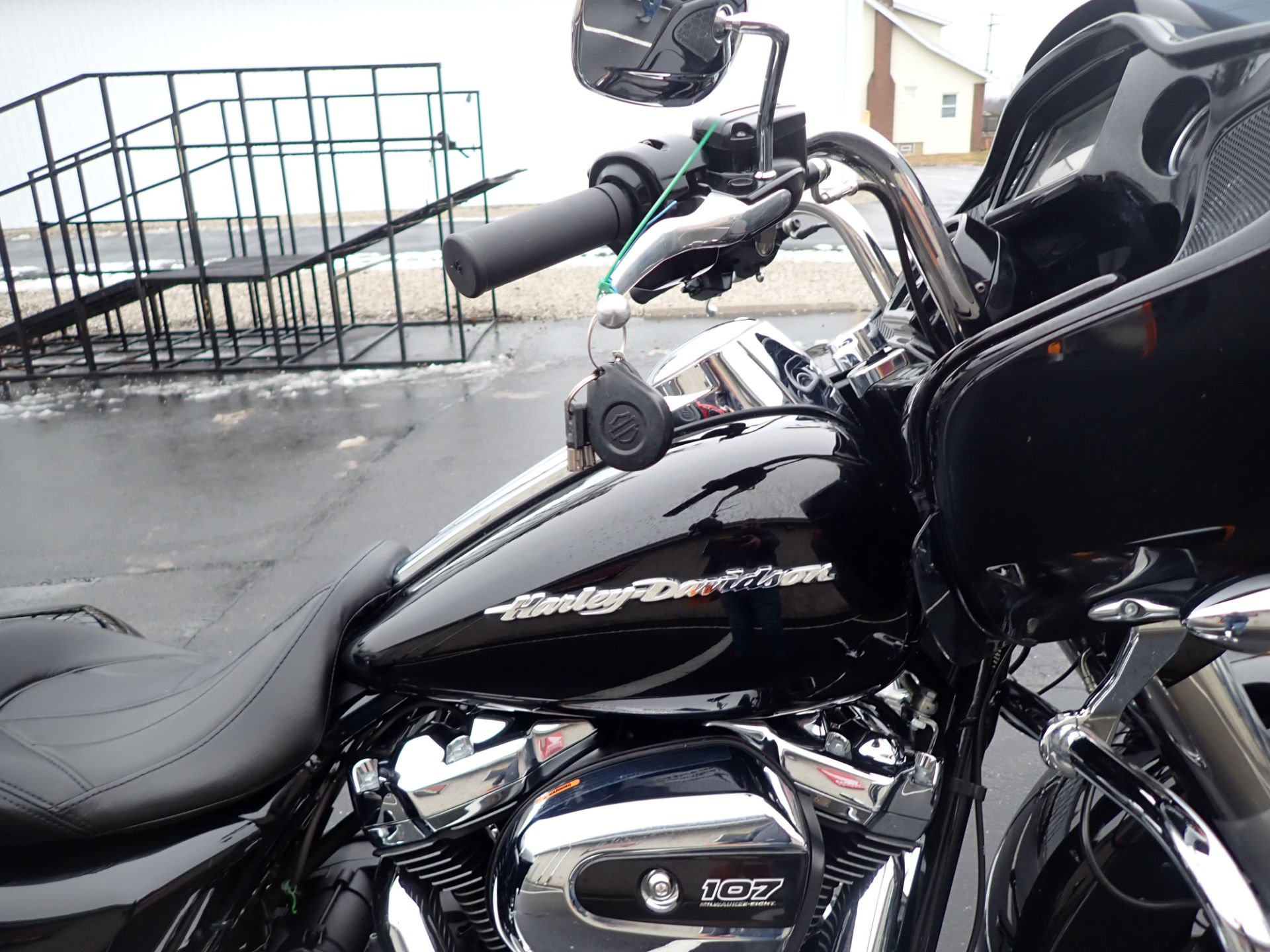 2017 Harley-Davidson Road Glide® Special in Massillon, Ohio - Photo 4